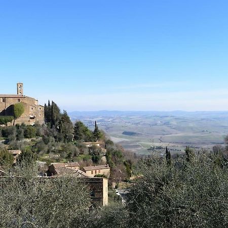 Hotel A Tuscan View Montalcino Exterior foto